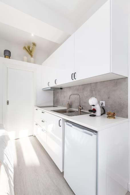 Studio De Luxo No Porto - T0 ภายนอก รูปภาพ